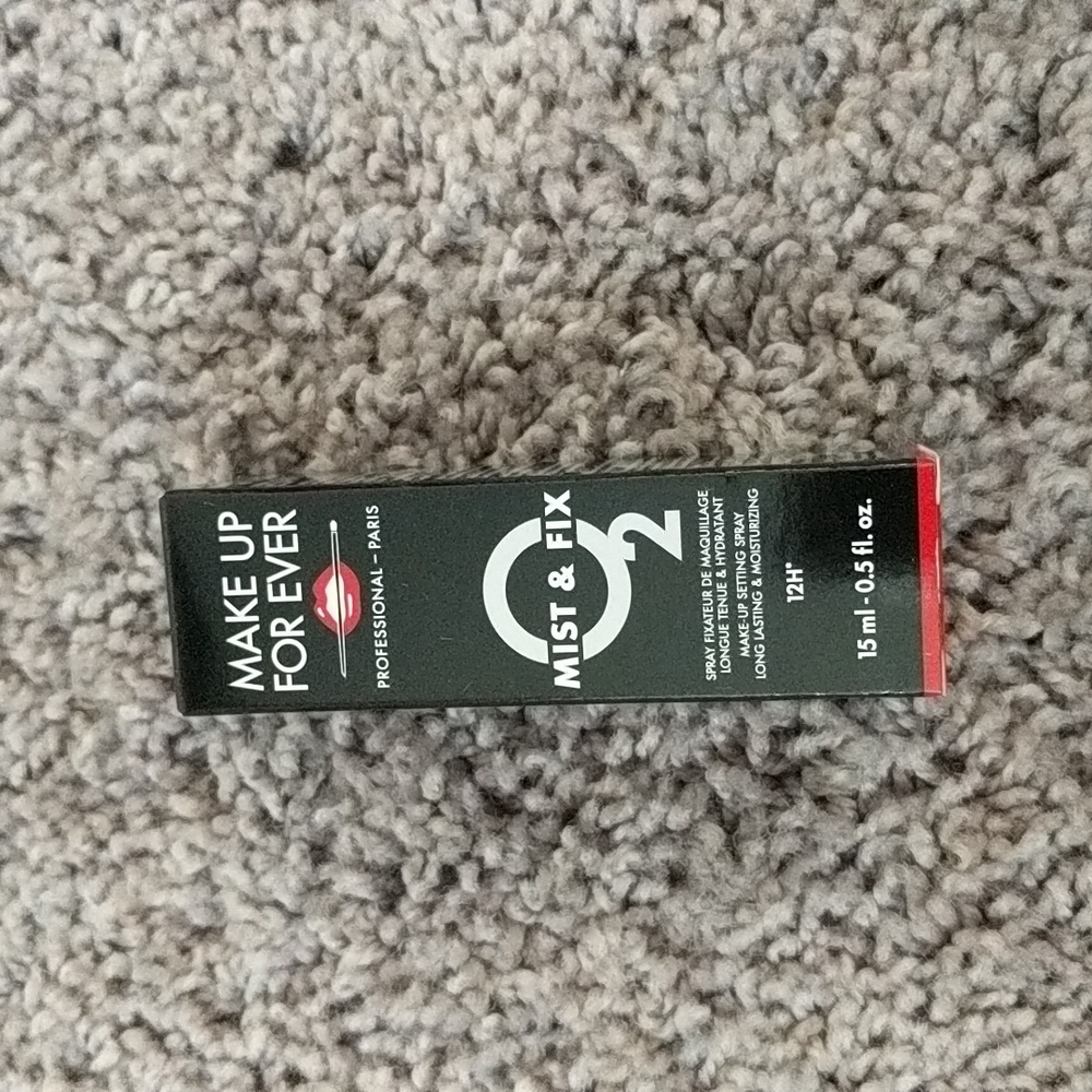 Makeup Forever- Mist & Fix